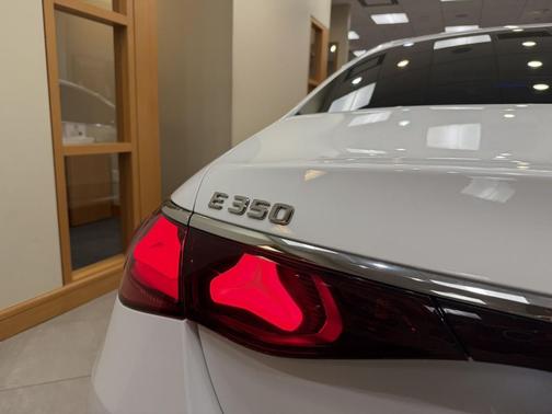 Polar White 2025 Mercedes-Benz E-Class E 350