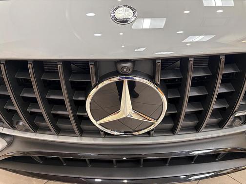 MANUFAKTUR Alpine Grey Metallic 2026 Mercedes-Benz AMG CLE 53 4MATIC+