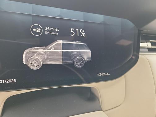 Charente Grey Premium Metallic 2025 Land Rover Range Rover P550e SE