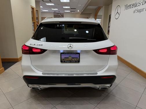 2025 Mercedes-Benz GLA 250 4MATIC