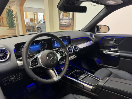 2026 Mercedes-Benz GLB 250 Base