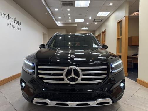 2026 Mercedes-Benz GLB 250 Base