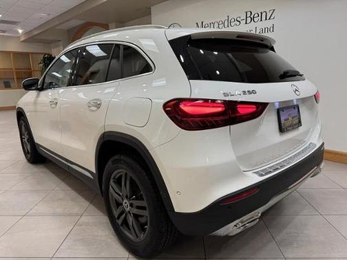 Polar White 2025 Mercedes-Benz GLA 250 4MATIC