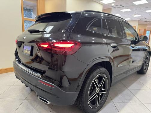 2024 Mercedes-Benz GLA 250 Base