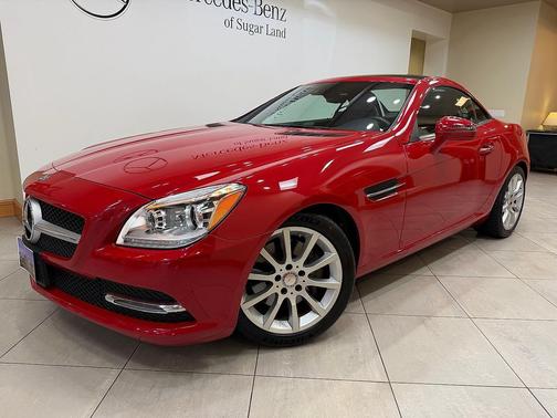 Mars Red 2016 Mercedes-Benz SLK-Class SLK300 Roadster