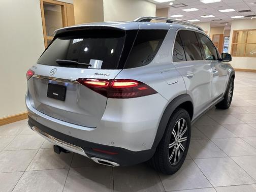 2025 Mercedes-Benz GLE 450e 4MATIC