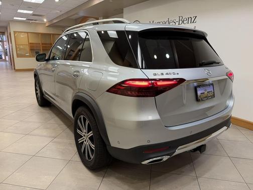 2025 Mercedes-Benz GLE 450e 4MATIC