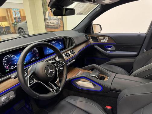 2025 Mercedes-Benz GLE 450e 4MATIC