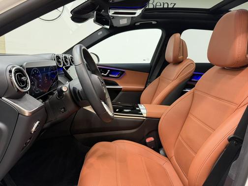 2025 Mercedes-Benz GLC 300 Base