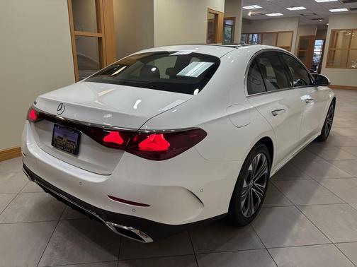 Polar White 2026 Mercedes-Benz E-Class E 350