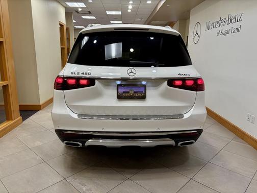 2025 Mercedes-Benz GLS 450 4MATIC