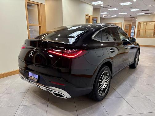 2026 Mercedes-Benz GLC 300 4MATIC Coupe