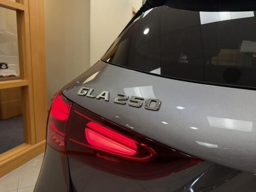2025 Mercedes-Benz GLA 250 4MATIC