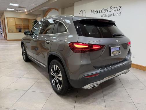 2025 Mercedes-Benz GLA 250 4MATIC