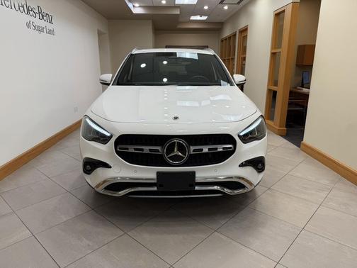Polar White 2025 Mercedes-Benz GLA 250 4MATIC