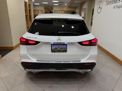 Polar White 2025 Mercedes-Benz GLA 250 4MATIC