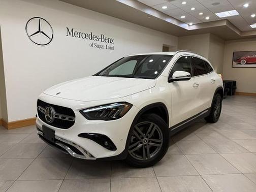 Polar White 2025 Mercedes-Benz GLA 250 4MATIC
