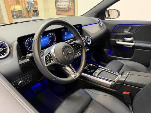 Polar White 2025 Mercedes-Benz GLA 250 4MATIC