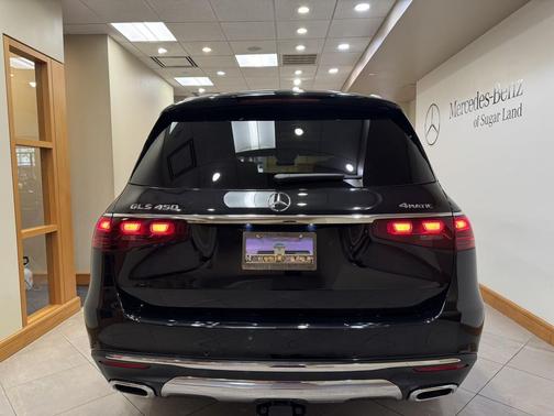 2025 Mercedes-Benz GLS 450 4MATIC