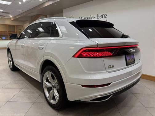 2023 Audi Q8 55 Premium