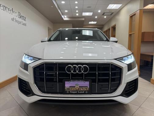 2023 Audi Q8 55 Premium