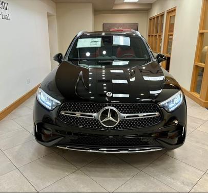 2026 Mercedes-Benz GLC 300 Base