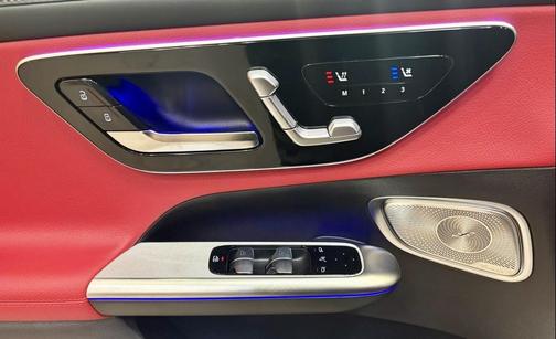 2026 Mercedes-Benz GLC 300 Base