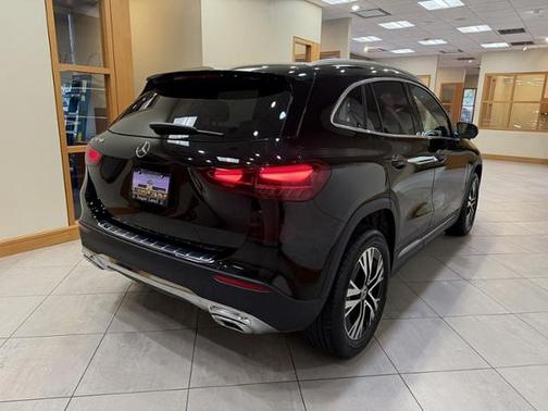 Night Black 2025 Mercedes-Benz GLA 250 4MATIC