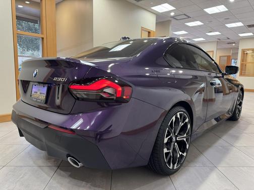 2025 BMW 230 i
