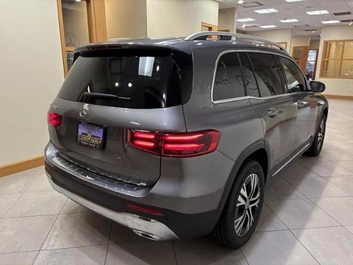 Mountain Grey Metallic 2026 Mercedes-Benz GLB 250 Base