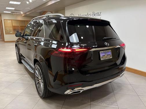 Black 2026 Mercedes-Benz GLE 350 Base