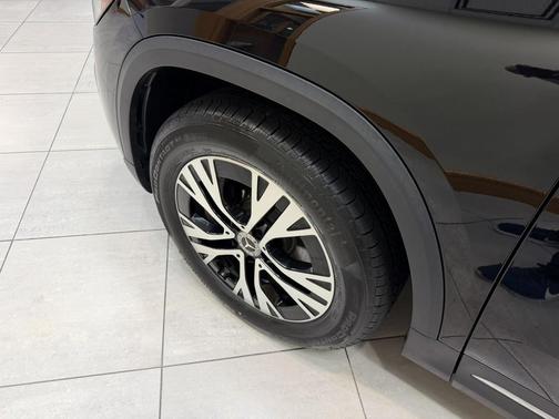 Night Black 2025 Mercedes-Benz GLA 250 4MATIC