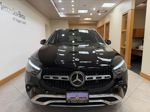 Night Black 2025 Mercedes-Benz GLA 250 4MATIC