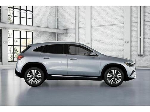 Cirrus Silver Metallic 2026 Mercedes-Benz GLA 250 4MATIC