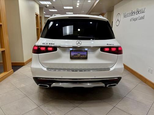 2025 Mercedes-Benz GLS 450 4MATIC