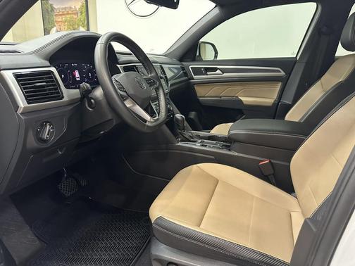 2023 Volkswagen Atlas Cross Sport 3.6L V6 SE w/Technology