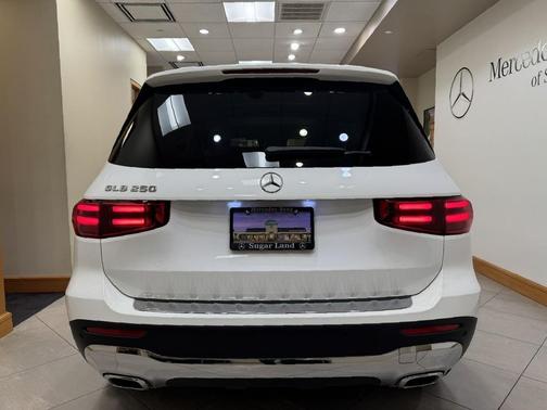 2025 Mercedes-Benz GLB 250 Base