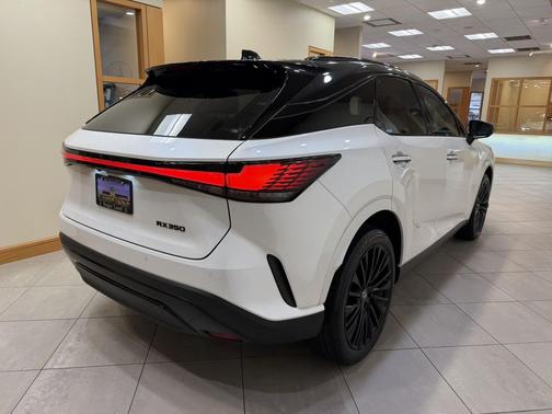 Eminent White Pearl 2025 Lexus RX 350 Base