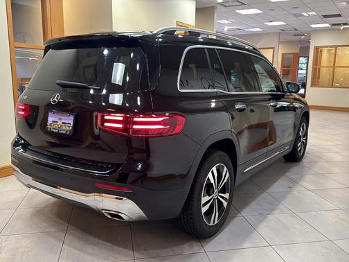 Night Black 2025 Mercedes-Benz GLB 250 Base