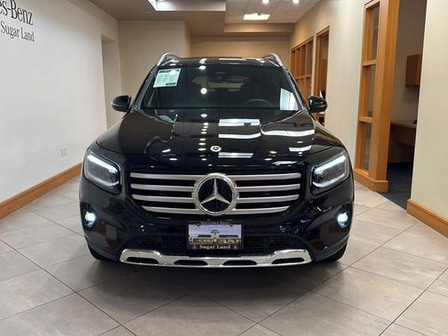 Night Black 2025 Mercedes-Benz GLB 250 Base