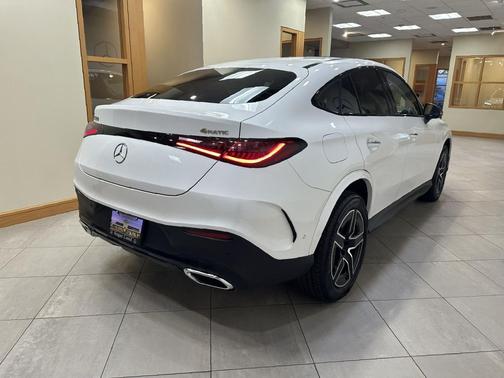 2025 Mercedes-Benz GLC 300 4MATIC Coupe