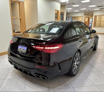 2025 Mercedes-Benz AMG C 63 S E Performance