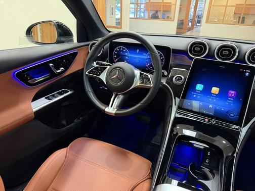 Black 2025 Mercedes-Benz GLC 300 Base