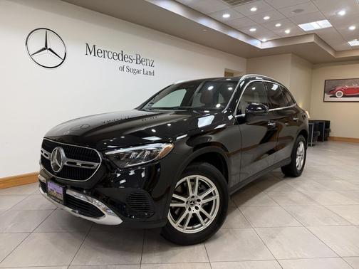 Black 2025 Mercedes-Benz GLC 300 Base