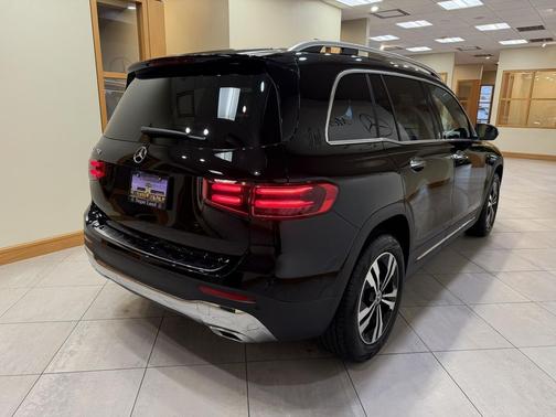 Night Black 2025 Mercedes-Benz GLB 250 Base