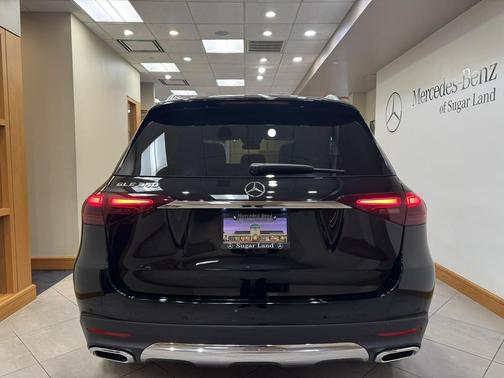 Black 2026 Mercedes-Benz GLE 350 Base