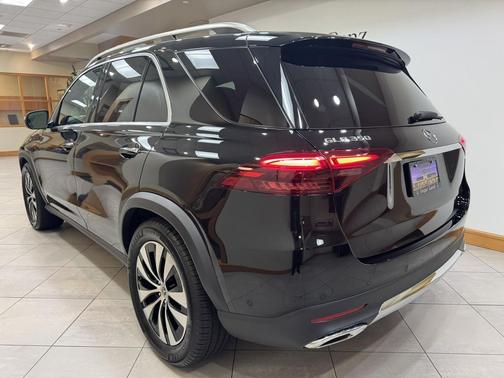 Black 2026 Mercedes-Benz GLE 350 Base