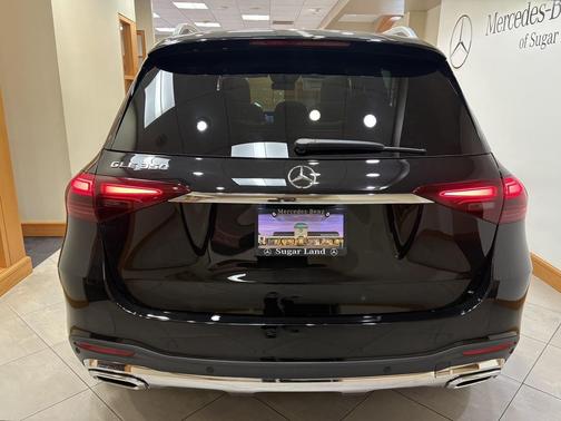 Obsidian Black Metallic 2026 Mercedes-Benz GLE 350 Base