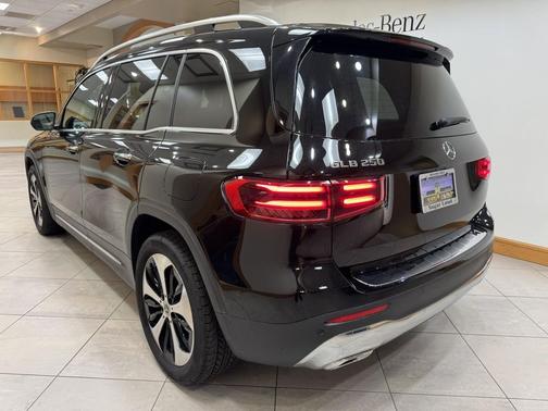 2024 Mercedes-Benz GLB 250 Base