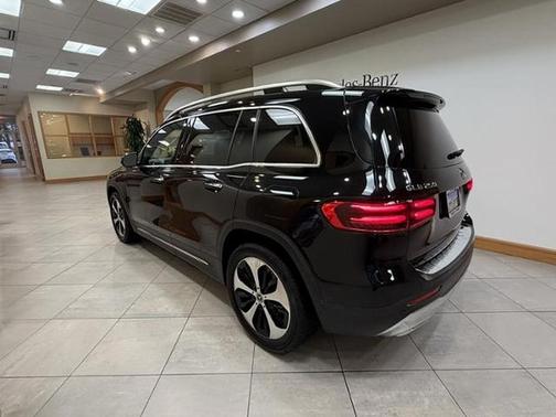 Night Black 2024 Mercedes-Benz GLB 250 Base